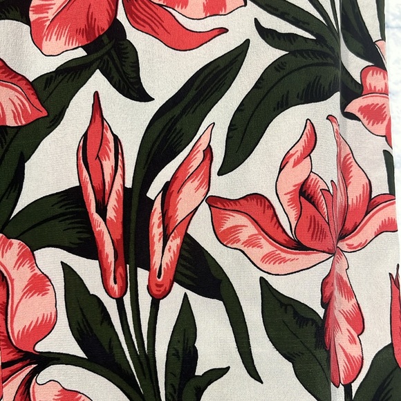 Equipment Femme 100% Silk Adalyn Iris Floral Print Pants - Picture 3 of 8